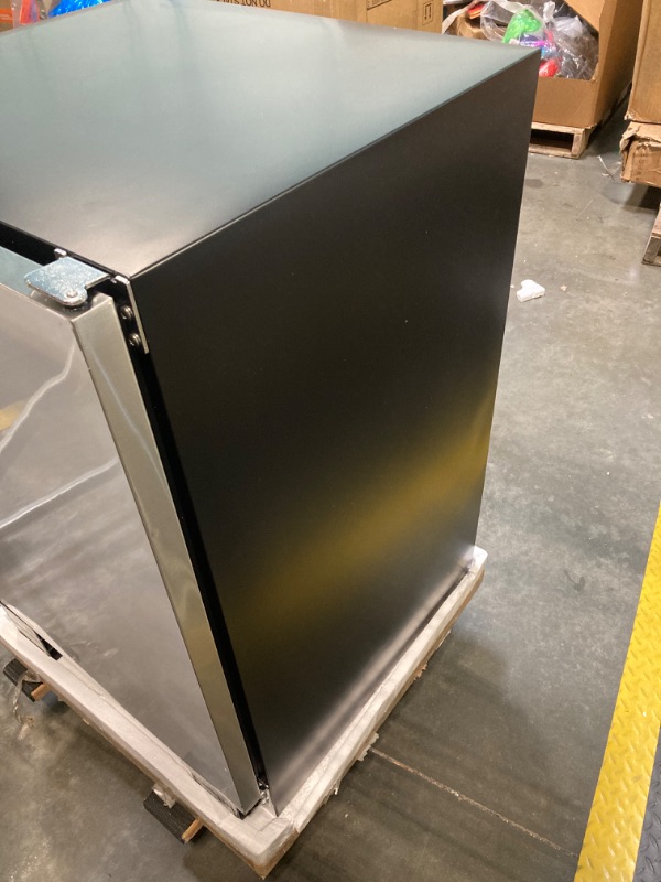 Photo 1 of ****MINOR DAMAGE, DENTS****Garvee 24Inch Indoor Beverage Refrigerator Weather Resistant Stainless Steel Beverage Cooler for Up to 180 Cans, Built-in or Freestanding Use

-Accurate LED temperature control
-Powerful compressor for quick cooling
-Air-cooling