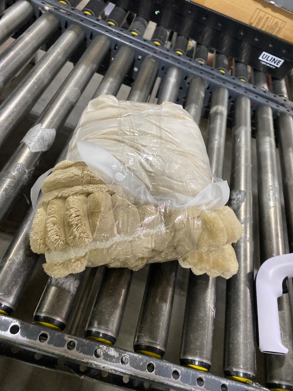 Photo 1 of Couch Cover for Dogs Washable,Non Slip Fuzzy Durable Couch Covers for 3 Cushion Sofa Pet Friendly Sofa Cover Dog Thick Soft Slipcovers Protector Couches Mat Bed (Brown, 27.6" x 59"/70 x 150cm)