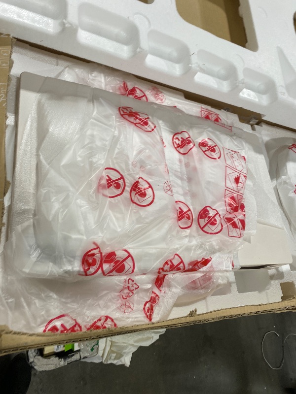 Photo 1 of LG - StanbyME 2 - 27” Class LED QHD Smart webOS Portable and Detachable Touch Screen with Full Swivel Rotation (2025)
