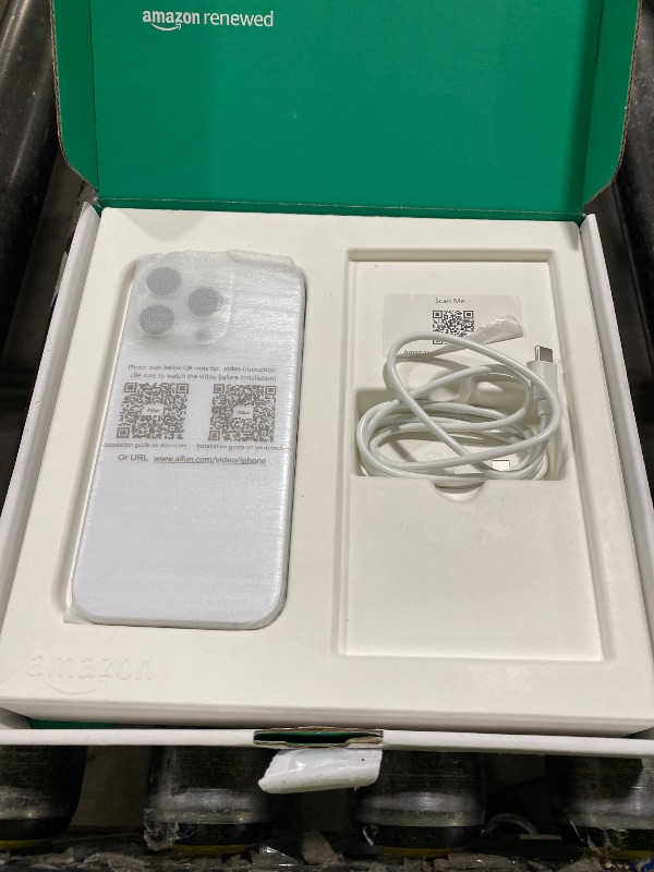 Photo 1 of Apple iPhone 16 Pro, US Version, 256GB, White Titanium - Unlocked (Renewed Premium)