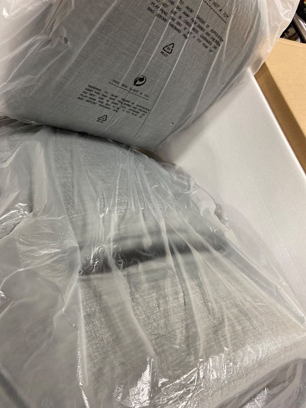 Photo 1 of office chair Grey 