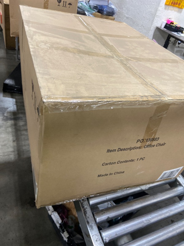 Photo 1 of office chair Grey 