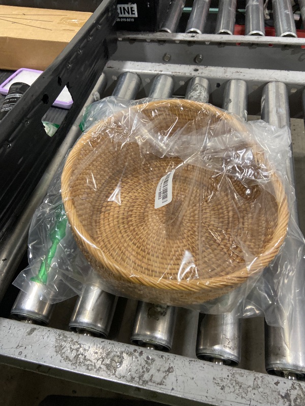 Photo 1 of AMOLOLO Hadewoven Round Rattan Fruit Basket Wicker Food Tray Weaving Storage Holder Dinning Room Bowl, 10 Inch Woven Bread Basket Key Bowls with 4”Wall for Table, Countertop (Large 9.8")