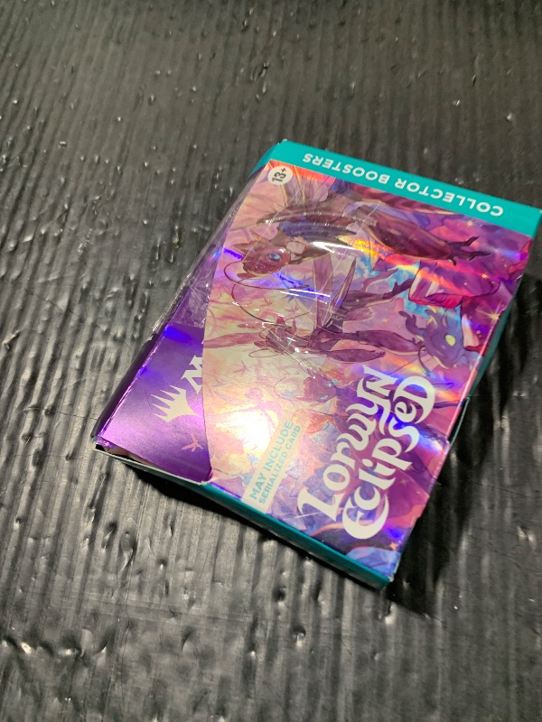 Photo 1 of Magic: the Gathering Lorwyn Eclipsed - Collector Booster Box | 12 Packs