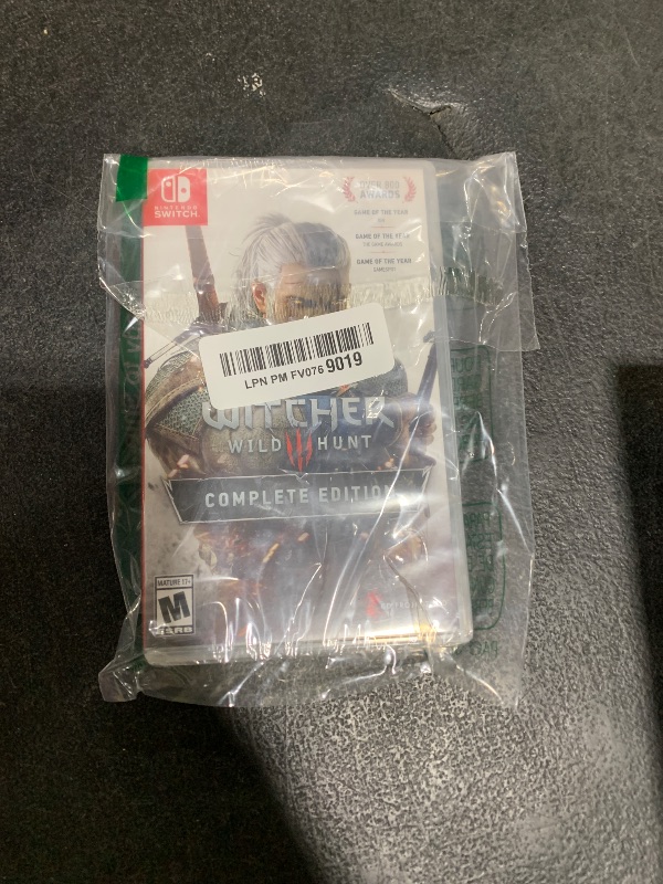 Photo 1 of Witcher 3: Wild Hunt Complete Edition - Nintendo Switch