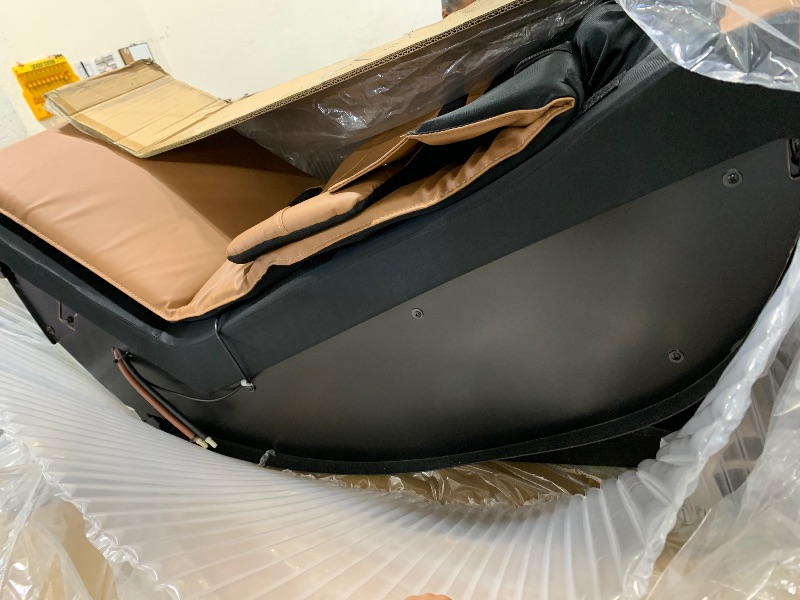 Photo 1 of MASSAGE CHAIR