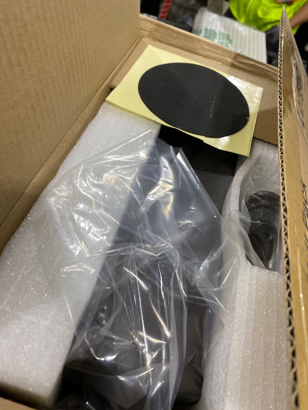 Photo 1 of ledmo LED Wall Pack Light, 15840LM Daylight Outdoor Security Lighting, Commercial and Industrial Outdoor Wall Pack Lights, 5000K IP65 Waterproof for Garage Yard 120W 6 Pack No Photocell