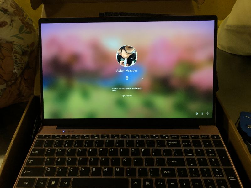 Photo 1 of **LOCKED TO PREVIOUS OWNER** Auusda 15.6" Laptop Computer, 32GB RAM, 1TB NVMe, 4C4T N95
1.7-3.4GHz, FHD Display, Backlit Keyboard, Fingerprint Reader, Big 8000mAh Battery, Win11 Pro. Upgradable to 10TB Storage, Pink T152A