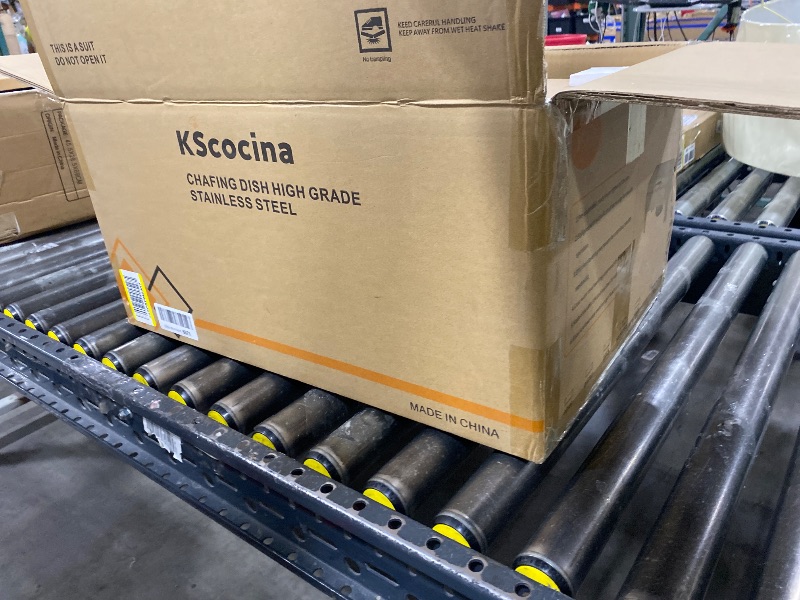 Photo 1 of Chafing Dishes for Buffet, 9.5QT Square Stainless Steel Chafing Dish with Transparent Hydraulic Lid, 304 Food Pan, Buffet Warmer for Parties and Events (Wood Color)