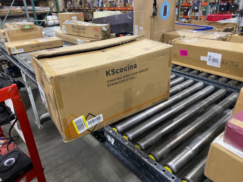 Photo 1 of Chafing Dishes for Buffet, 9.5QT Square Stainless Steel Chafing Dish with Transparent Hydraulic Lid, 304 Food Pan, Buffet Warmer for Parties and Events (Wood Color)