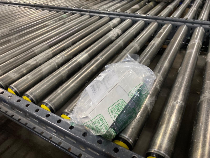 Photo 1 of Oral-B Pro 1000 CrossAction Electric Toothbrush, Black and White, 2 Count