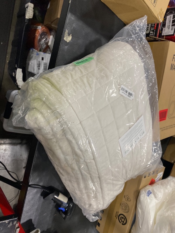 Photo 1 of RECYCO Luxury Velvet Quilt Set King Size, Lightweight Velvet Comforter Set, Oversized Bedspread Coverlet Quilted Bedding Set, with 2 Matching Pillow Shams, for All Season, Cream White