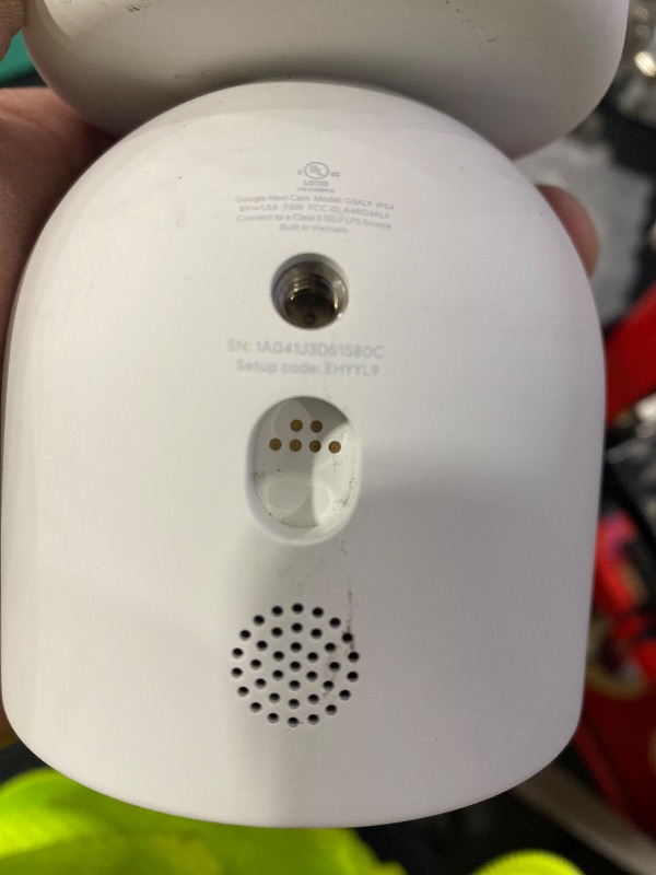 Photo 1 of Google Nest Cam Outdoor or Indoor, Battery - 2nd Generation - 1 Pack