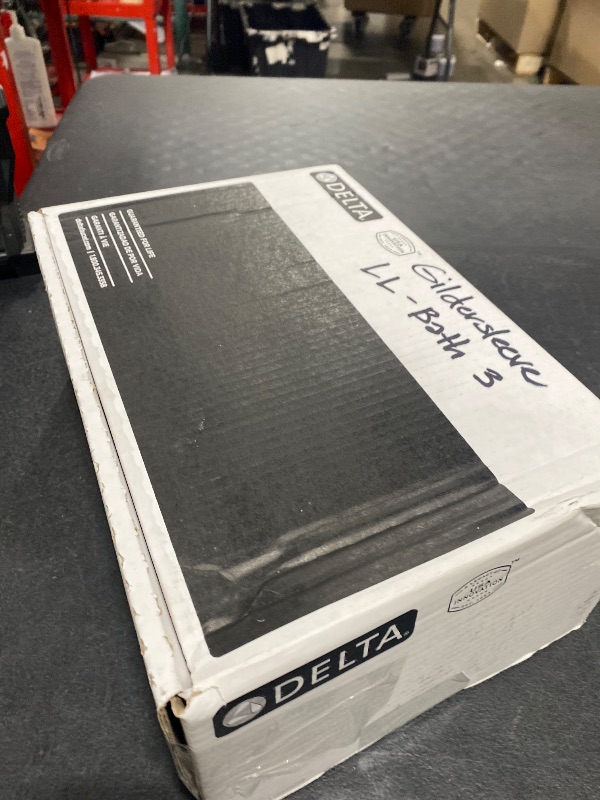 Photo 1 of Delta Faucet Albion 14 Series Single-Handle Shower Faucet, Black Shower Trim Kit with 4-Setting In2ition 2-in-1 Dual Hand Held Shower Head with Hose, Matte Black T142855-BL-I (Valve Not Included)