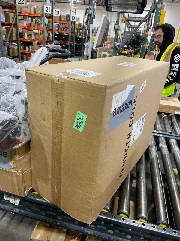 Photo 1 of *USED* Kenneth Cole REACTION Out of Bounds Lightweight Hardshell 4-Wheel Spinner Luggage, Mint Blue, 28-Inch Carry On