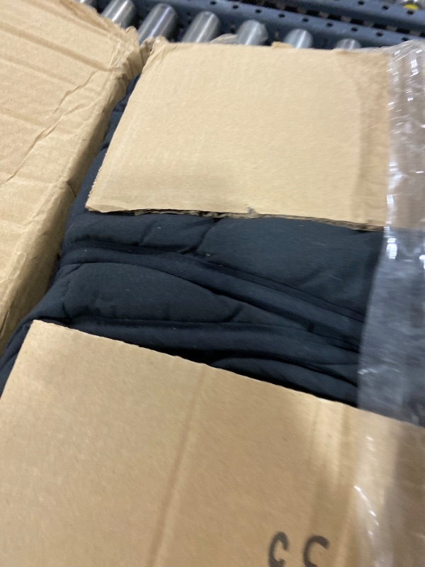 Photo 1 of HomeSmart Products 50lbs Weighted Blanket Queen Size - Breathable, Hypoallergenic Soft Fabric, The Heaviest Weighted Blanket 50 Pounds, Black