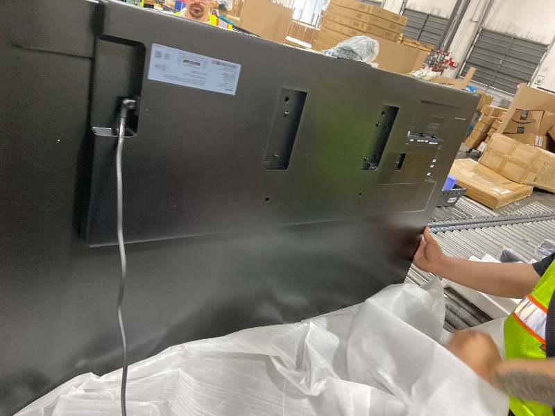 Photo 1 of Samsung 55-Inch Class OLED S90F 4K Smart TV (2025 Model) NQ4 AI Gen3 Processor, Upscaling Pro, HDR +, Motion Xcelerator 144Hz, Samsung Vision AI, Alexa Built-in