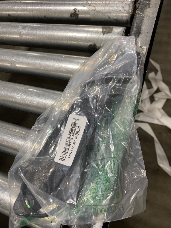 Photo 1 of YDDCHF Front Right Inner Seat Belt Buckle Compatible with 2013 2014 2015 2016 2017 2018 D-o-dge Ram 1500 2500 3500 1WM991X9AC