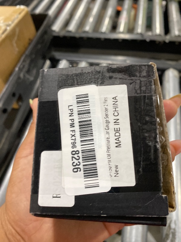 Photo 1 of 0-150 Psi Oil Pressure Sensor Replacement for Oil Press Gauge 1/8-27NPT 0-10 bar Gauge Sender 2 Pins