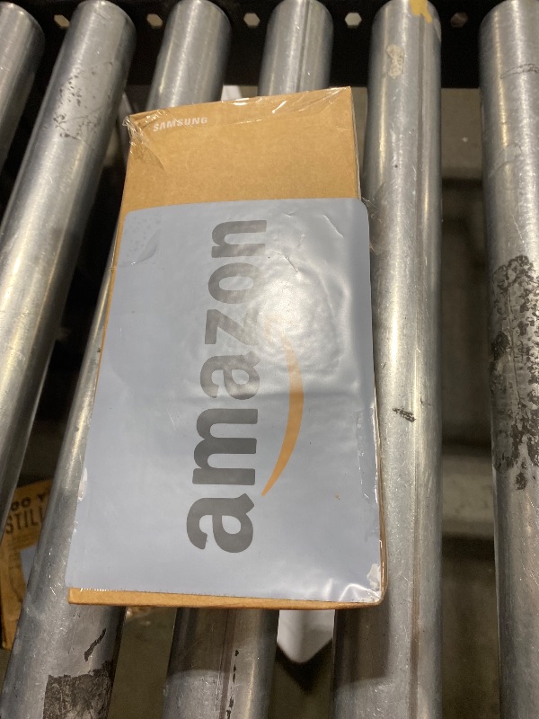 Photo 1 of Samsung HAF-CIN-2P/EXP Genuine Refrigerator Water Filter, Reduces 99% of Harmful Contaminants for Clean, Clear Drinking Water, 6-Month Life, Easy Install, Pack of 2