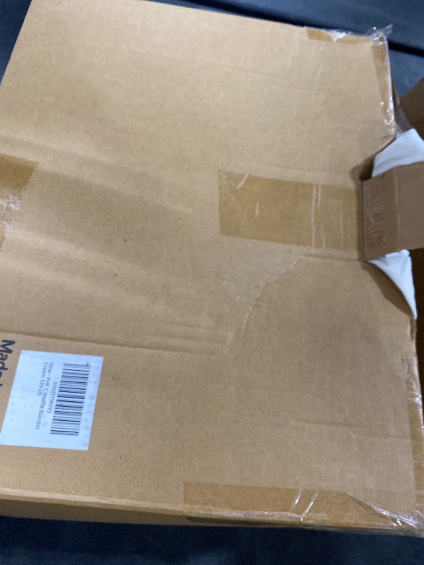 Photo 1 of PHF Pre-Washed Cotton Waffle Weave Family Blanket,Oversized King Size 120"x 120"-Snag Proof Lightweight Breathable, 10'x 10' Huge Extra Large Big-Elegant Aesthetic Home Decoration Gift,Cream