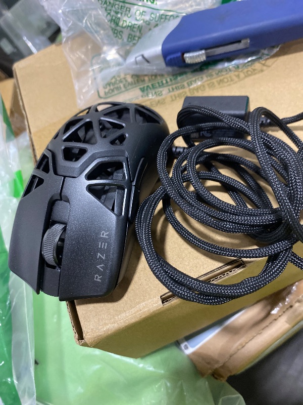 Photo 1 of Razer Viper Mini Wireless Gaming Mouse Signature Edition | RZ01-04410100 | (Renewed) (Viper Mini - Signature Black)