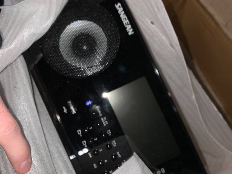 Photo 1 of Sangean WR-22WL AM/FM-RDS/Bluetooth/USB Table-Top Digital Tuning Receiver (Walnut)