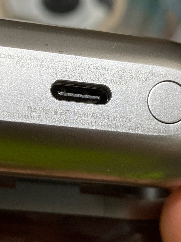 Photo 1 of Samsung Galaxy Buds 3 Pro AI True Wireless Bluetooth Earbuds, Noise Cancelling, Sound Optimization, Redesigned Comfort Fit, Silver [US Version, Amazon Exclusive, 2Yr Warranty]