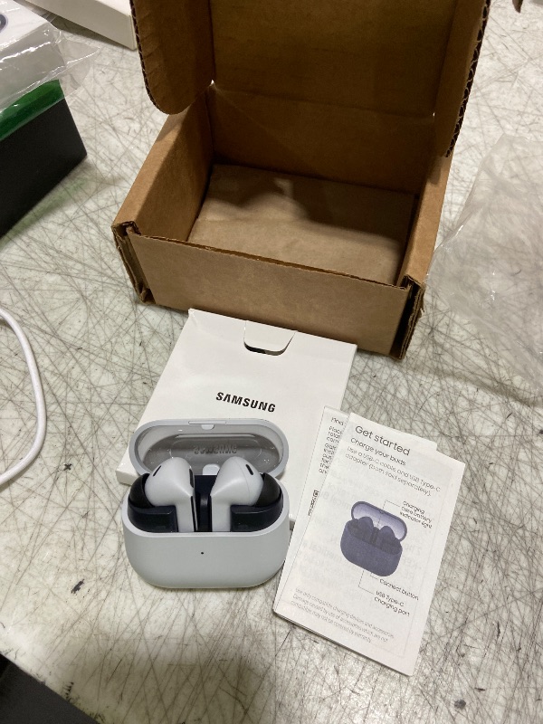 Photo 1 of SAMSUNG Galaxy Buds 3 FE (2025) True Wireless Bluetooth Earbuds, Active Noise Cancellation, Powerful Sound, Clear Calls, Long Lasting Battery, Hands Free AI, Gray [US Version, 2 Year Warranty]