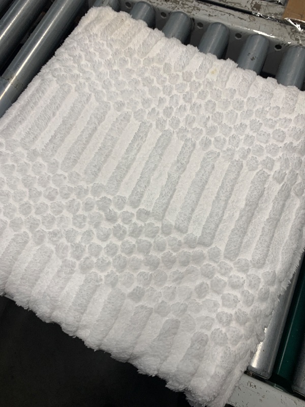 Photo 1 of (used)(see images) small white fluffy blanket