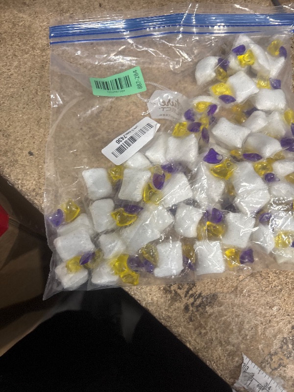 Photo 1 of **MISSING HALF/ 45 LEFT*** Amazon Brand - Presto! Triple Action Dishwasher Pacs, Lemon Scent, 90 Count