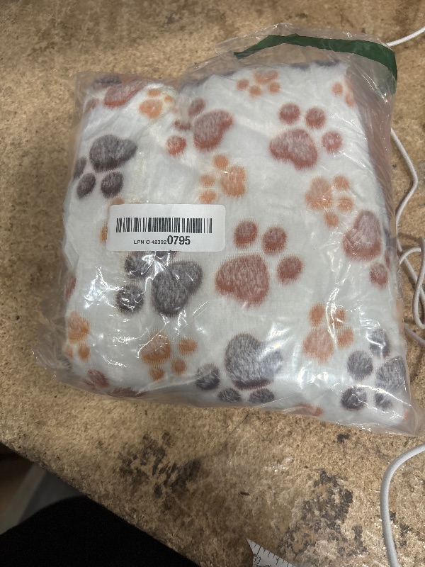 Photo 1 of 1 Pack 3 Blankets Super Soft Fluffy Premium Fleece Pet Blanket Flannel Throw for Dog Puppy Cat Paw Brown/Pink/White Small(23x16 inch)
