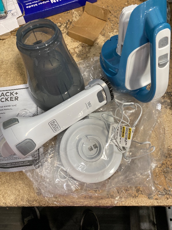 Photo 1 of **SEE NOTES***BLACK+DECKER dustbuster AdvancedClean Cordless Handheld Vacuum, Compact Home and Car Vacuum with Crevice Tool (CHV1410L)