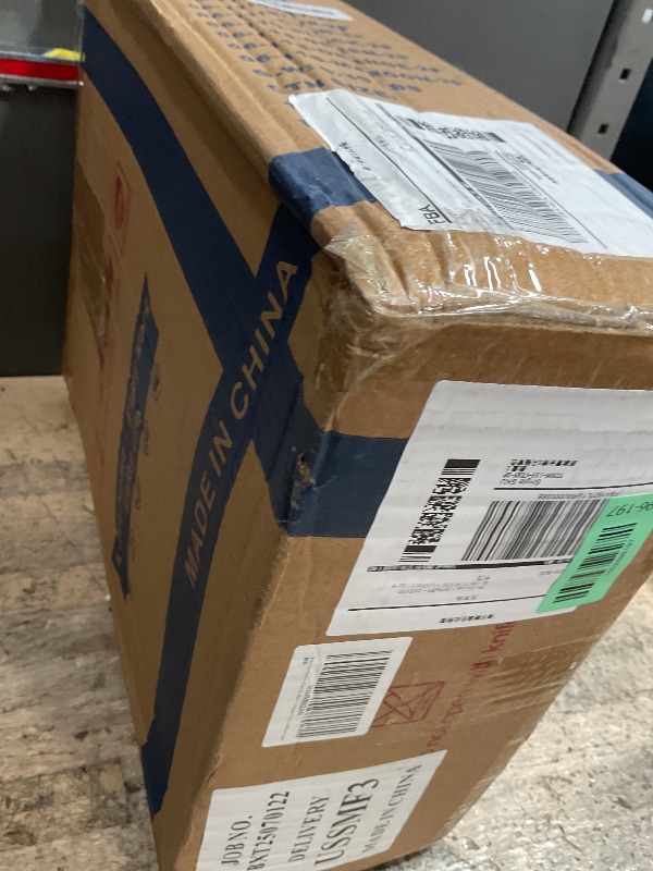 Photo 1 of ***UNTESTED/UNKNOWN MISSING PIECES*** Besunbar Stadium Seats for Bleachers 2 Pack w/Back Support Bleacher Seat Soft Cushion Light Weight Includes Shoulder Strap & Cup Holder, Front & Back Zipper Pocket, Suitable for Sports Events,Cyan