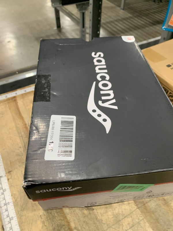 Photo 1 of **DIRTY NEEDS CLEANING** Saucony Echelon 10