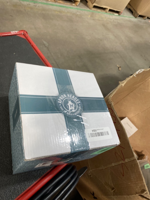 Photo 1 of 29pcs Giant Cupcake Pan Silicone Molds - Extra Huge Oversized Bakeware Cup Mold. Large Smash Cake Big Jumbo Muffin Baking Decorating Supplies Kit Accessories Frosting Icing Piping Bags Tips Cups