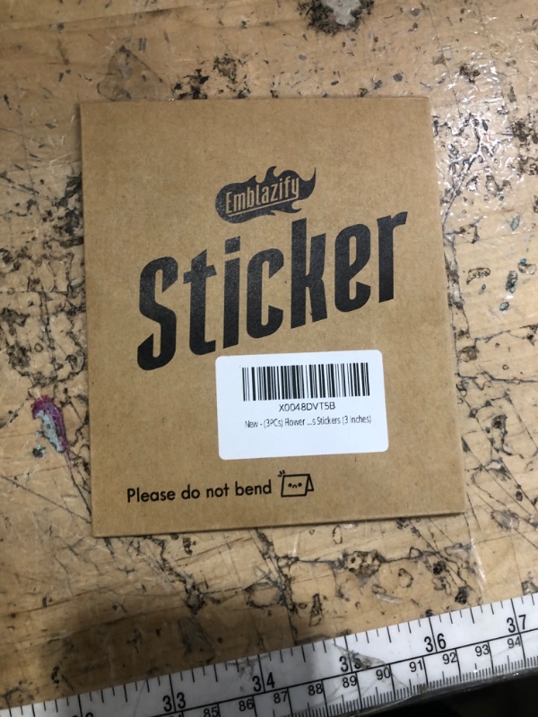 Photo 1 of (3PCs) Flower Dog Paw Sticker, Blue Floral Paw Decals Waterproof Vinyl Stickers for Laptop Water Bottle Tumbler Phone Case Notebook Scrapbook Tablet, Cute Dog Lovers Stickers (3 Inches)