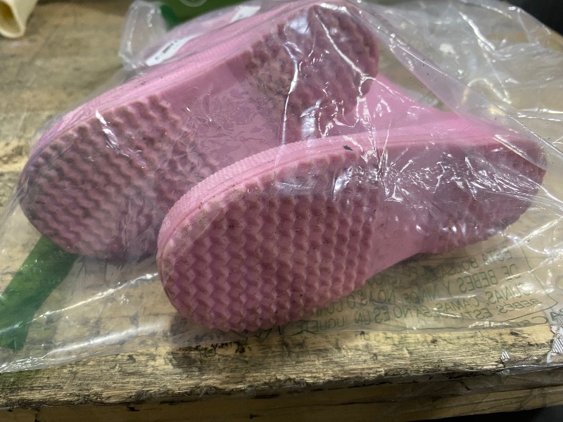 Photo 1 of ***VERY DIRTY*** DREAM PAIRS Kids Rain Boots Boys Girls Lightweight Boots Waterproof Easy-on Outdoor Playing Rain Boot Unisex-Child,Size 8 Toddler,Pink,SDRB2401K