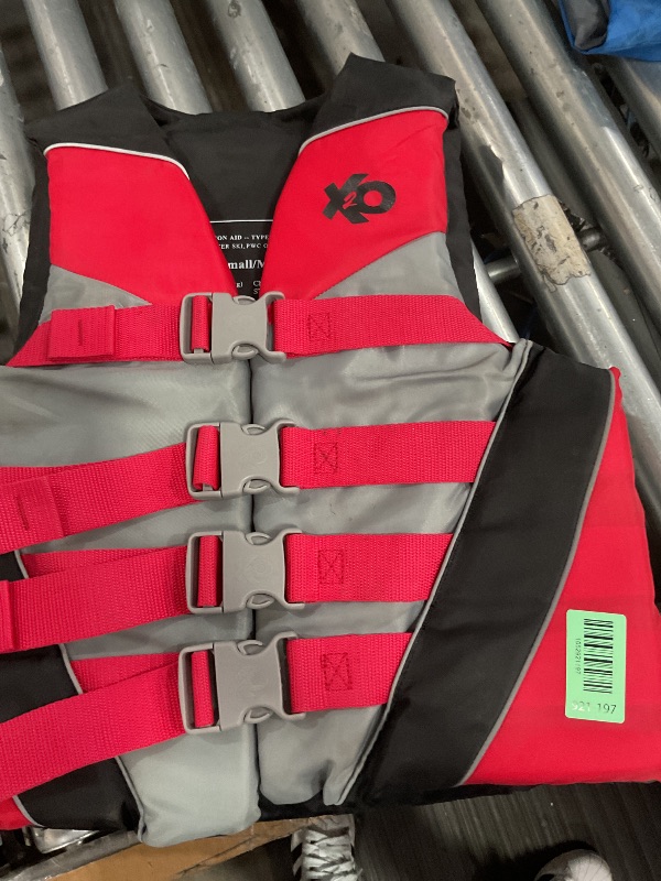 Photo 1 of 
Airhead adults' small medium General Purpose Life Vest, Multiple Colors Available