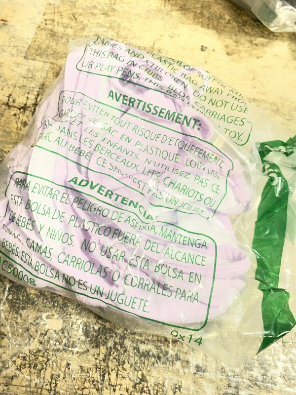 Photo 1 of *MEDIUM* Tainehs Women's Push Up V Neck Bikini Tops Criss Cross Back Padded Bathing Suit Top Only Light Purple M