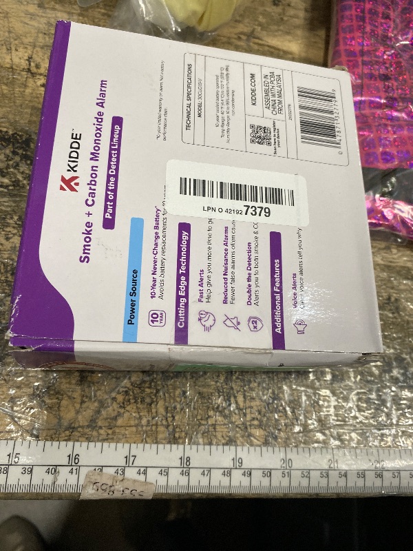 Photo 1 of **FOR PARTS ONLY/NON-FUNCTIONAL** Kidde  & Carbon Monoxide Detector with Voice Alerts | 10-Year Sealed Battery | Combination Alarm | Photoelectric Sensor | CO Alarm | Easy Install | Model 30CUD10-V | No Wiring Needed