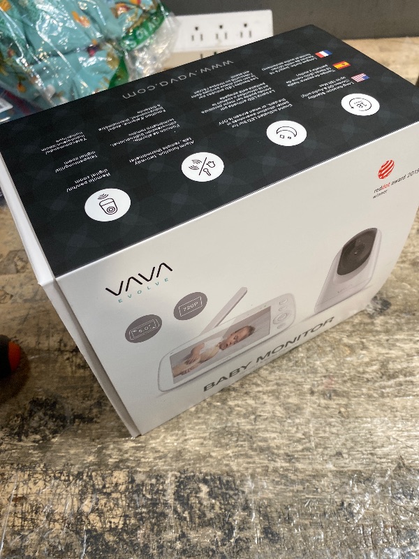 Photo 1 of (used)(screen has damage) VAVA VAIH006VAVA Video Baby Monitor With Camera 720P
