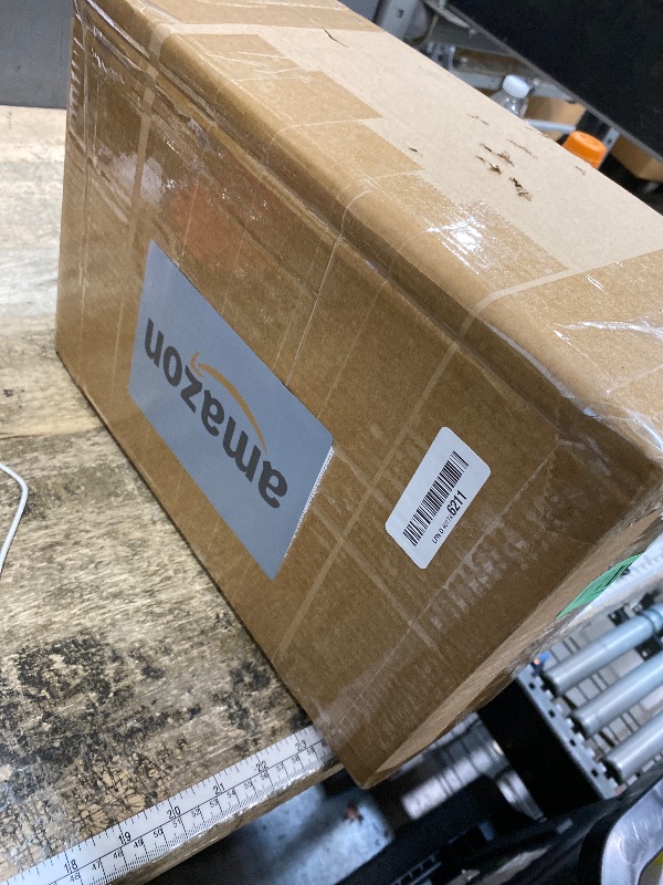 Photo 1 of *** BROKEN TAIL***     chisheen Rooster Decor Garden Statue Metal Chicken Yard Art Sculpture Outdoor Figurines