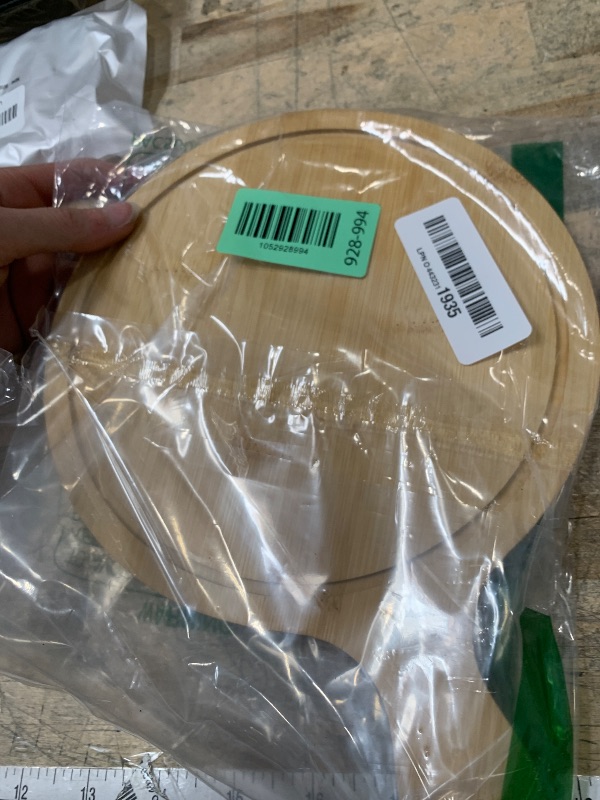 Photo 1 of 1 PCS 8 Inch Outside Diameter Round Natural Bamboo Wooden Pizza Tray with Handle Homemade Pizza Bread Tray Cutting Board Chopping Household Use Wash Wood Tray