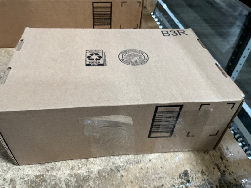 Photo 1 of ***SHOWS SIGNS OF USAGE*** Bacury Womens Mens Basketball Shoes Breathable Lightweight Fashion Athletic Sneakers Unisex Non Slip Outdoor Sport Volleyball Shoe GreenPink Size 8