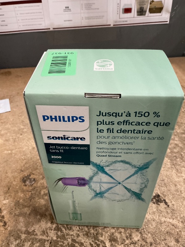 Photo 1 of **MISSSING PIECES** Philips Sonicare Cordless Power Flosser 3000 - Water Flosser with Innovative Quad Stream Technology, Oral Irrigator with 2 Flossing Modes and 3 Pressure Levels, IPX7 Waterproof, Mint, HX3826/24