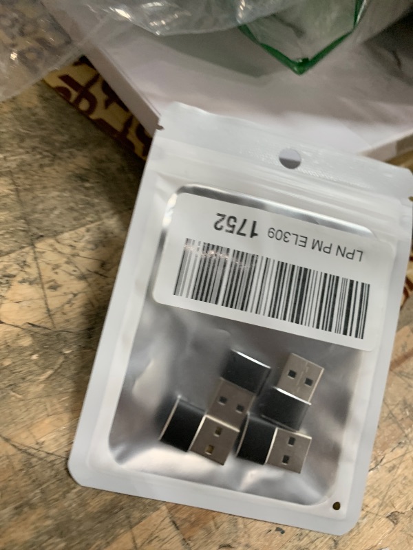 Photo 1 of ????? ???????? USB to USB C Adapter,Type-C Female to A Male Charger Converter for iPhone 17 Charger,iWatch Ultra SE 9 10,iPhone 17 Pro Max 16 15 12,Samsung S25,AirPods,iPad,Car,PS4