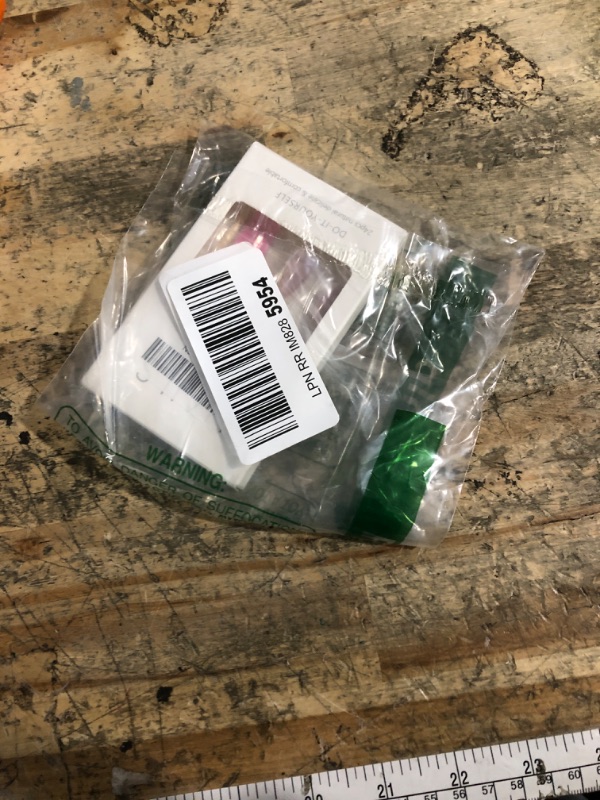 Photo 1 of 24pcs Almond Press on Nails Medium with Shiny Star Moon Design French False Nail Patch Gold Star Full Cover Stick on Nails Wearable Handmade Ins Fake Nail Tips for Girl Gifts