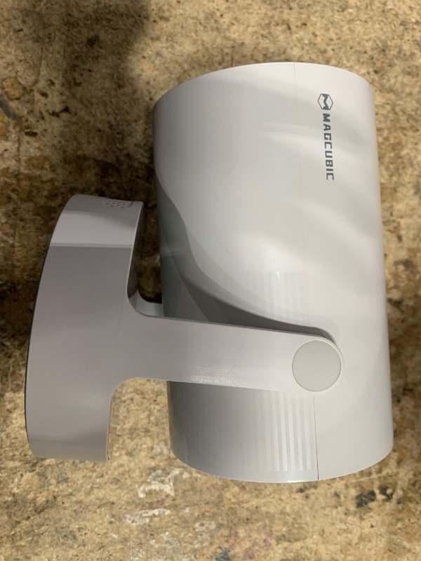 Photo 1 of ?Electric Focus?Magcubic Mini Projector 4K Support, Portable Projector with WiFi 6 and Bluetooth 5.4, Smart Proyector, 5W Soundbase Speaker, 180° Rotation for Home Theater HY300 Ultra