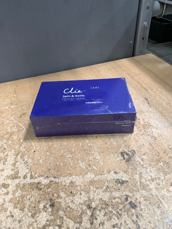 Photo 1 of **POWERS ON WHEN CHARGED WITH DIFFERENT CORD & NOT THE ONE PROVIDED** Premium Facial Cleansing Brush,Waterproof Face Scrubber,Spin & Sonic Modes with 3 Intensities,Magnetic 3-Head System for Deep Pore Cleaning, Gentle Exfoliation & Sensitive Skin Care - f